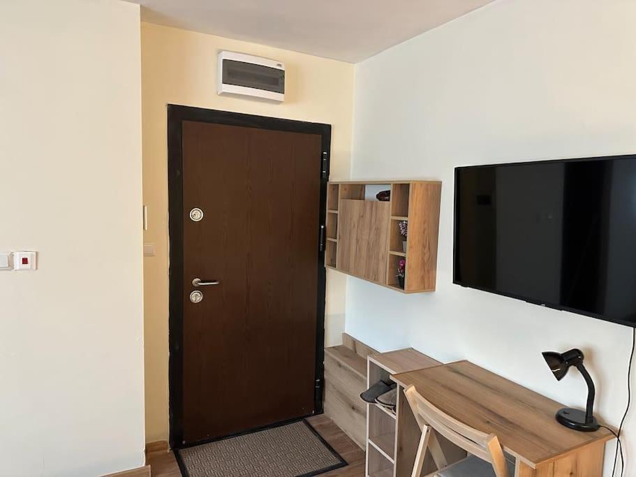 Green Park Apartment - Brand New Studio! Ruse Exteriör bild